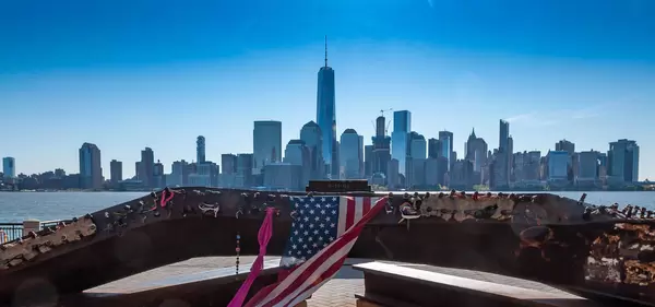 9/11 Memorial Place in Jersey