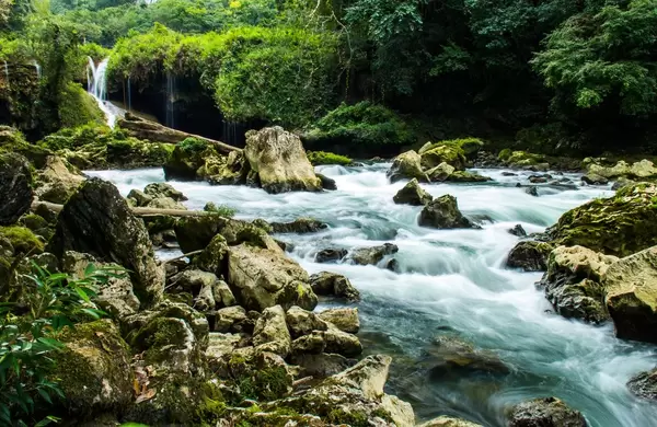 A Beautiful River with many Rocks  Flip 2019