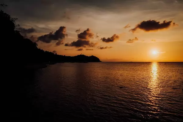 A beautiful sunset view in a local beach resort in Sipalay (Flip 2019)