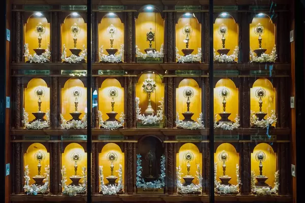 A display of small shrines inside the Sto. Nino Church (Flip 2019)