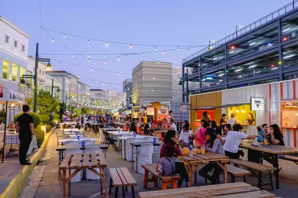 A local food park behind a mall in Iloilo (Flip 2019)