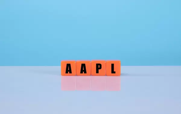 AAPL text on orange cubes