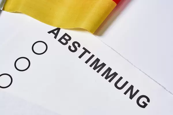 Abstimmung mit der Bundesregierung den Wahltag auf Sonntag, den 26. September 2021