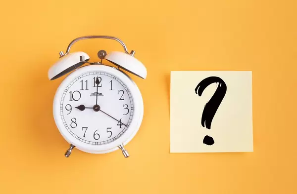 Alarm clock with question mark