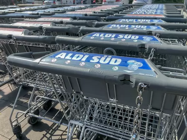 ALDI shopping cart