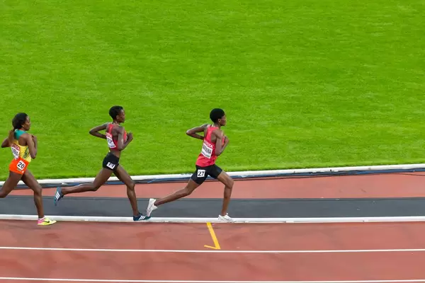 Alice Aprot Nawowuna, Agnes Jebet Tirop und Tirunesh Dibaba (10.000 Meter Lauf) bei den IAAF Leichtathletik-Weltmeisterschaften 2017 in London