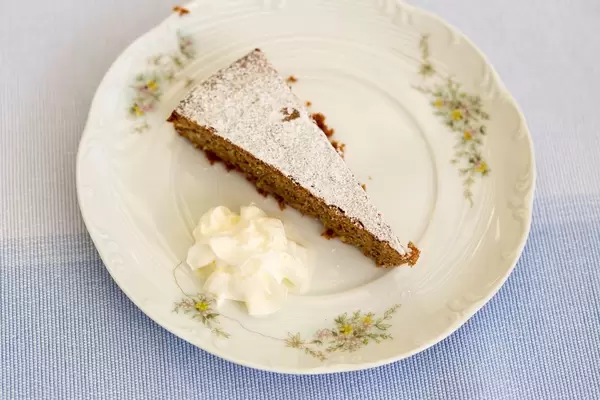 Almond Cake