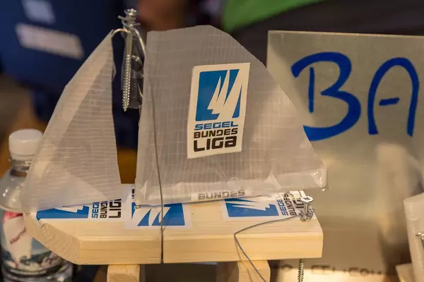 Am Messestand von Deutsche Segel-Bundesliga bei der Boot Düsseldorf 2018