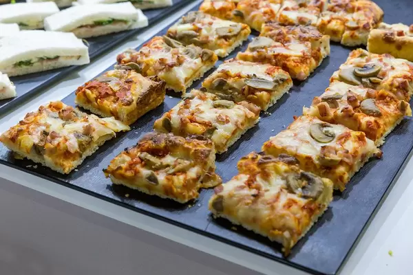 American Style Pizza Schnitten zum Probieren