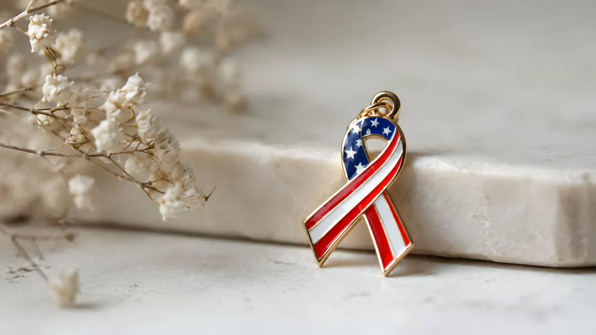 Amerikanische Flaggen-Anstecknadel als Schleifenpin