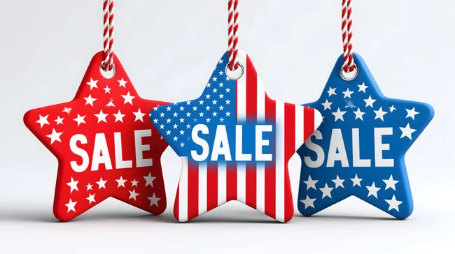 Amerikanische Verkaufsanhänger in patriotischen Farben