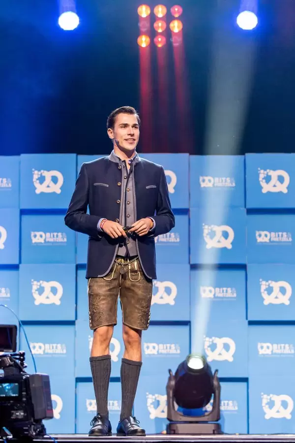 Andreas Bruckschlögel eröffnet die Bits & Pretzels 2017