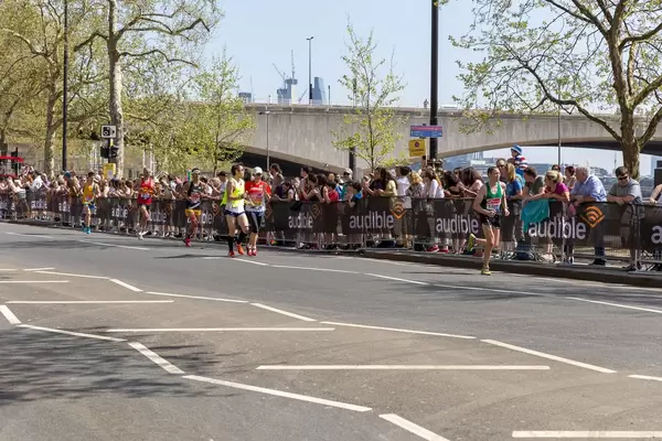 Andrew Siggers, Tomoyo Fujiwara, Wei Li, Chris Oddy, Rob Mctaggart - London Marathon 2018