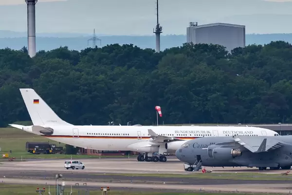 Angela Merkel: Notlandung am Flughafen Köln/Bonn am 29.11.2018