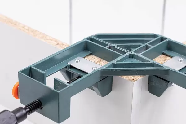 Angular Clamp for Woodworking on the new furniture