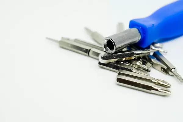 Another shot of screwdriver handle on top of screwdriver bits