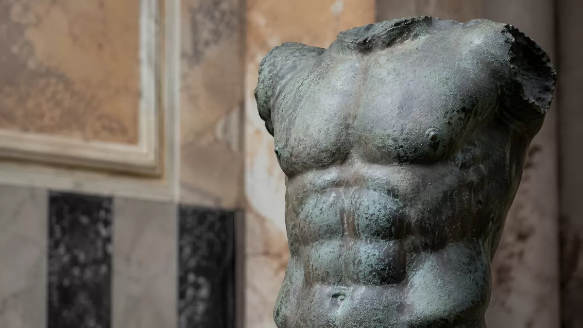 Antike Bronzetorso-Skulptur eines männlichen Körpers