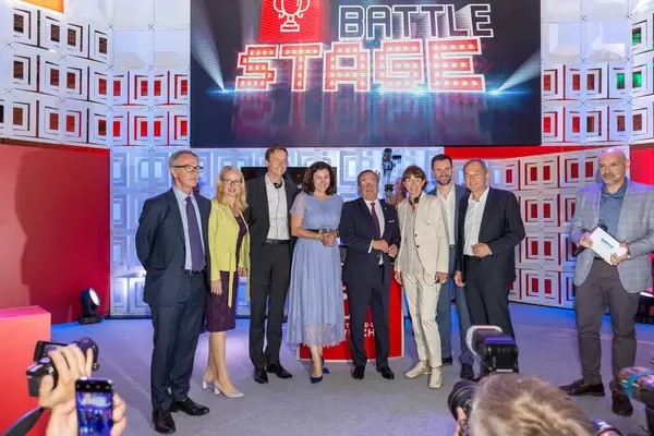 Armin Laschet und Dorothee Bär eröffnen die Gamescom 2018