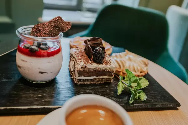 Asorti Of Cakes And Desserts