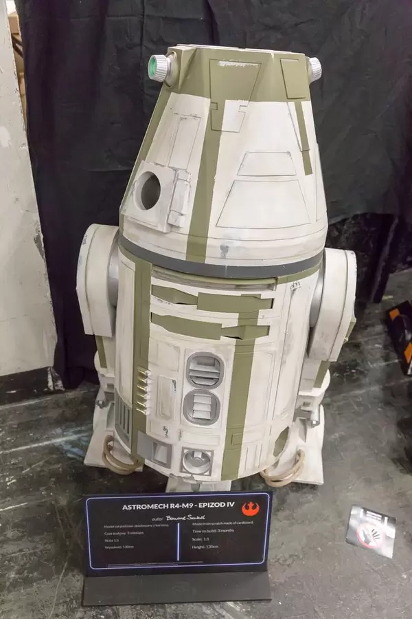 Astromech R4-M9 aus Star Wars: Episode IV