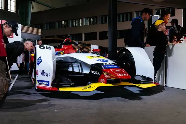 Audi Formel E-Auto in der Frontansicht