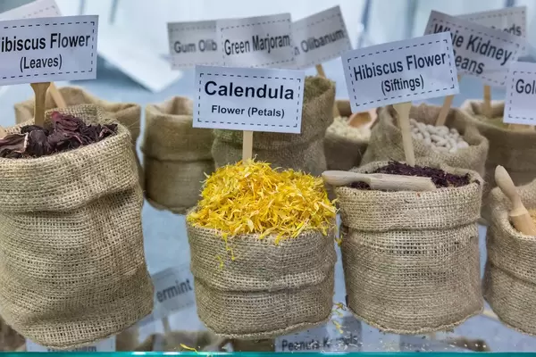 Aufbewahrungssäcke aus leinen für verschiedene Inhalte - Hibiskus, Majoran und Calendula