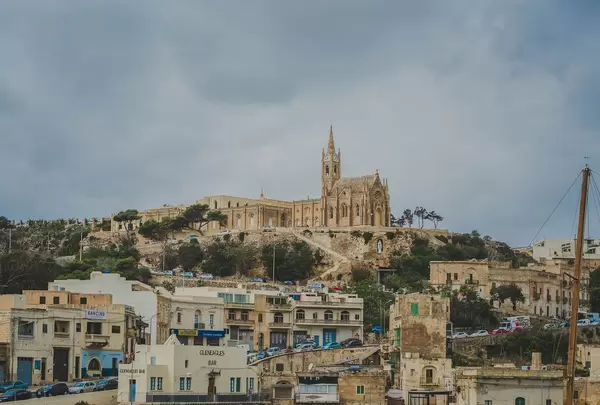 Aufnahme der Stadt Gozo vom Hafen aus