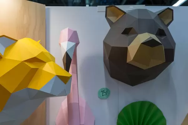 Aus Vorlage selbst erstellte Wanddekoration Bär, Tiger oder Flamingo für Kinderzimmer