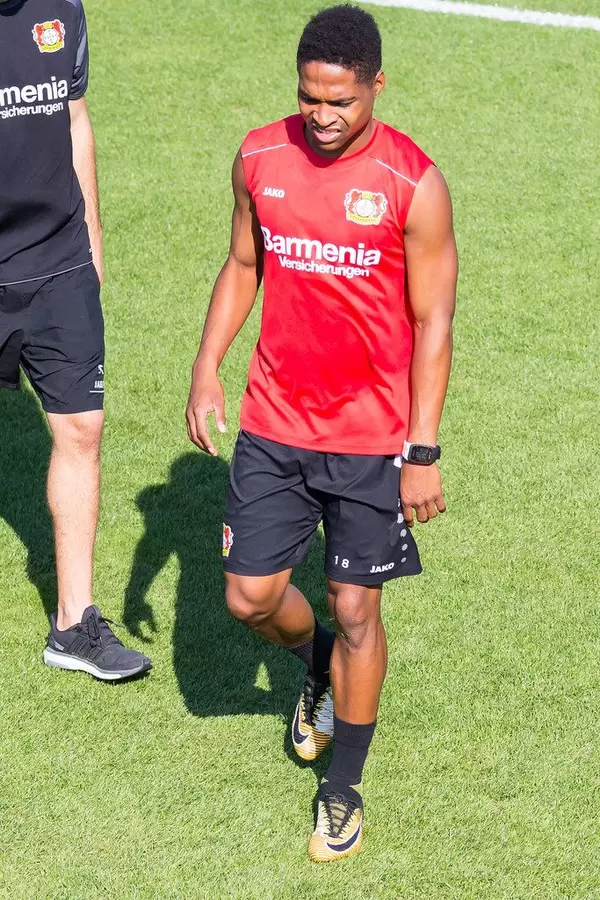 Ausgepowerter Wendell beim Training - Bayer 04 Leverkusen