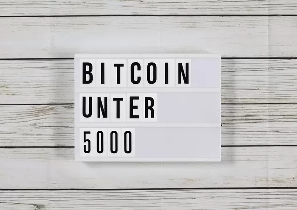 Ausverkauf der Kryptowährung: Bitcoin fällt unter 5.000 Dollar