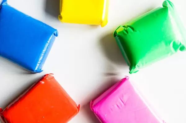 Bags of colored remoldable foam