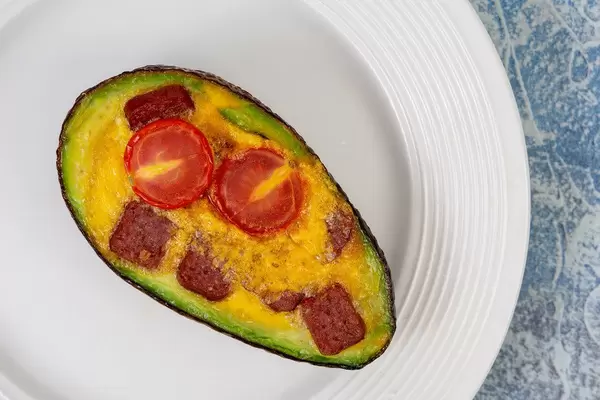 Baked Avocado with Eggs Cherry Tomato and Sausages (Flip 2019)