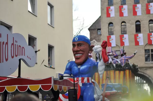 Barack Obama am Rosenmontagszug 2012