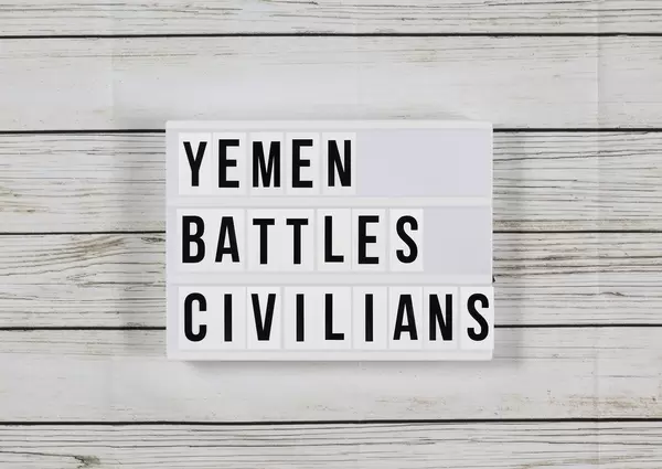 Battles rage in Yemen's port city of Hodeida, trapping civilians in crossfire