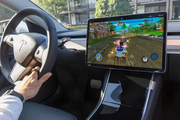 Beach Buggy 2 racing game for two players, playable while your electro car is charging at a Tesla Supercharger