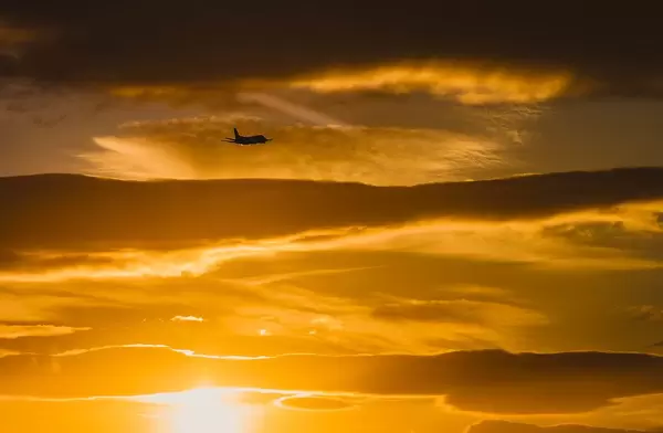 Beautiful Sunset Scene, Plain in the Sky, Travel  (Flip 2019)