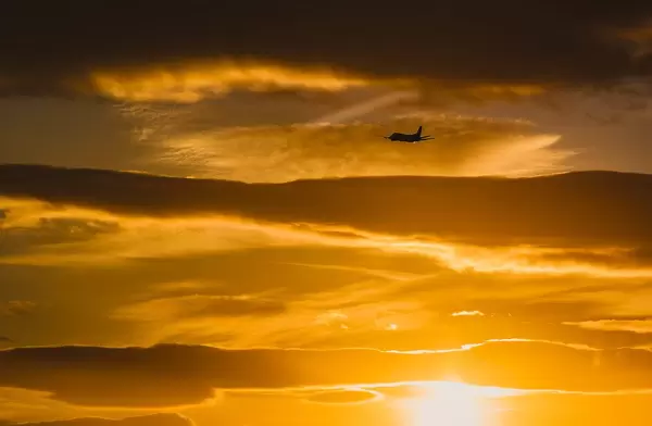 Beautiful Sunset Scene, Plain in the Sky, Travel