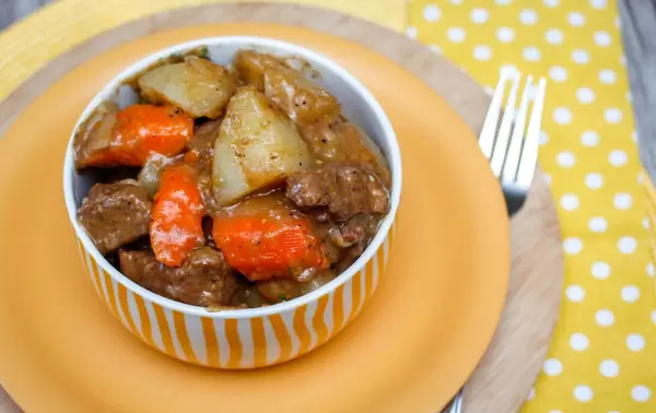 Beef Stew with Carott and Potatoes