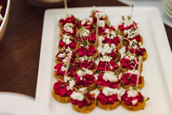 Beet Cream Canape (Flip 2019)