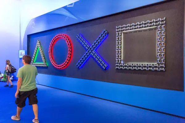 Beleuchtete Playstation-Controller Symbole