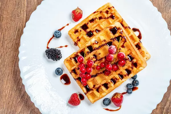 Belgian waffles with berries (Flip 2019)