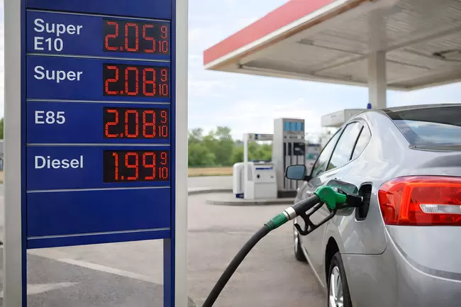 Benzinpreise an Tankstelle – Tanken und sparen