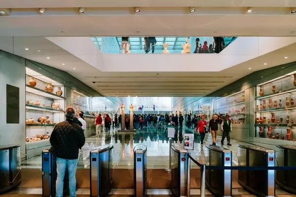 Bernard Tschumi Acropolis Museum entrance (Flip 2019)