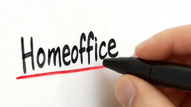 Beschriftung des Homeoffice-Konzepts auf Papier