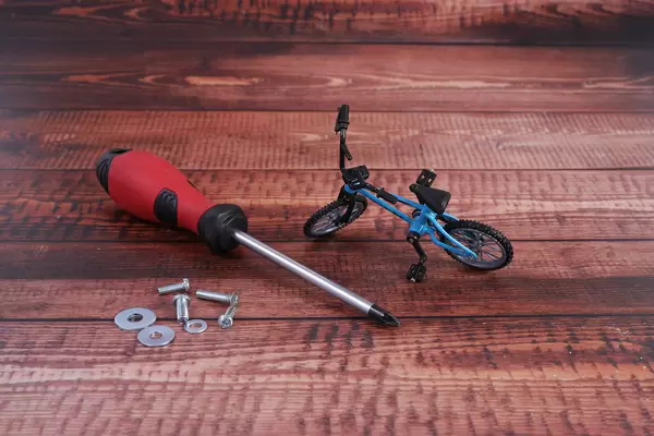 Bicycle and a set of tools for repair