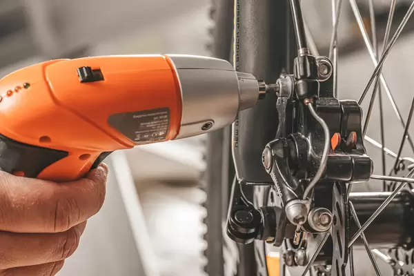 Bicycle maintenance- fixing the brakes on a bike