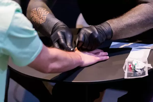 Biohacking - Implantation of NFC Chips at the Digital X convention in Cologne