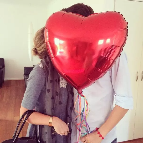 Birthday Love Birds. :-) #birthday #love #people #picoftheday #heart #echteliebe #herz #balloon #luftballon