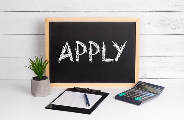 Blackboard with Apply text