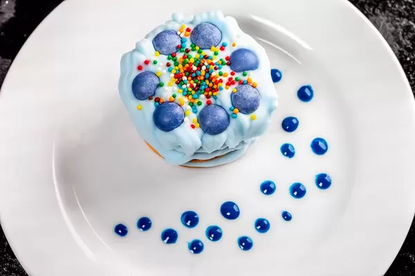 Blue cake. Top view (Flip 2019)